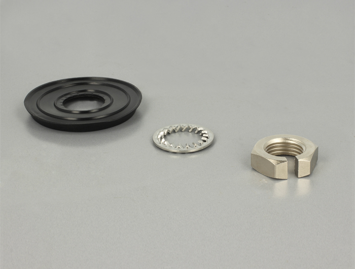 Multiband GPS GSM UMTS LTE SMA 2-5 dBi Antenne, 2x 2m RG-174 omnidirektional Dachmontage, outdoor, Navilock® [89488]