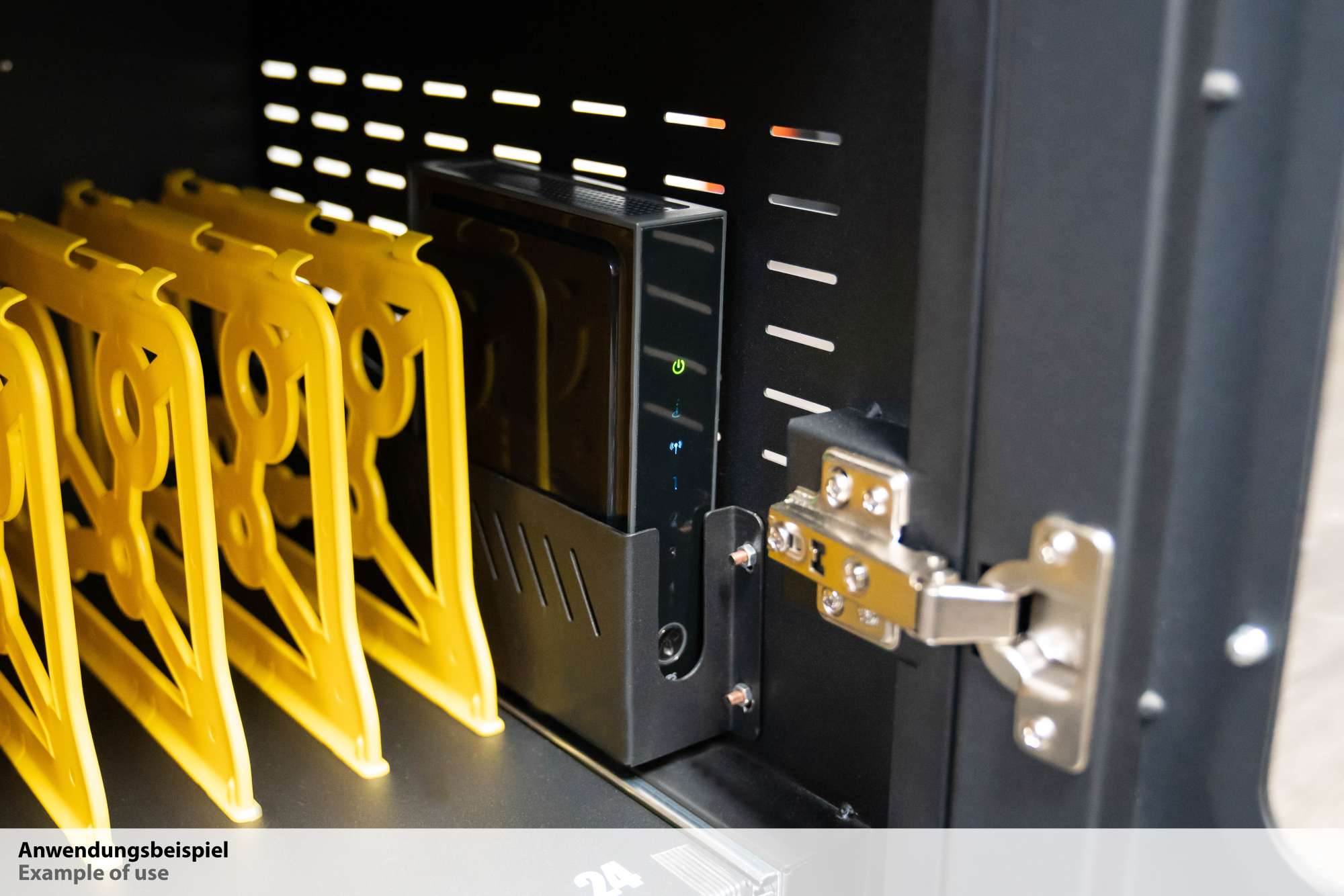 Good Connections® ANTARES PRO N12C Ladewagen bis 15,6", USB-C™, 65W Port, PD3.0, UVC-Desinfektion, schwarz