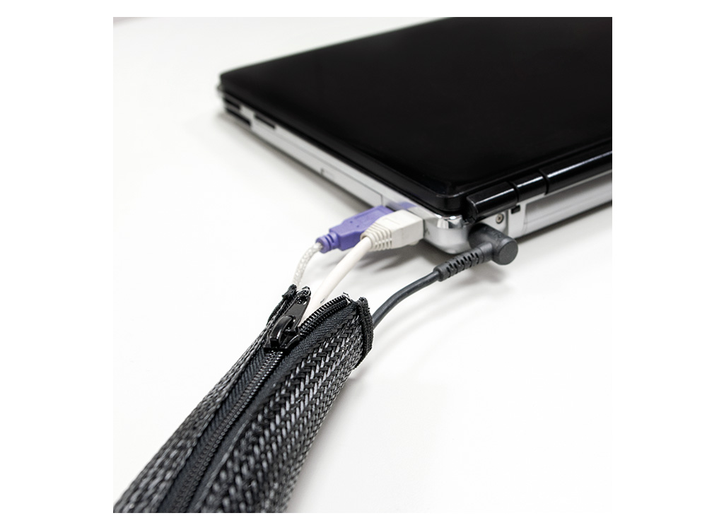 Flexibler Kabelschutz mit Reißverschluss, 0,03 x 0,02 x 2m