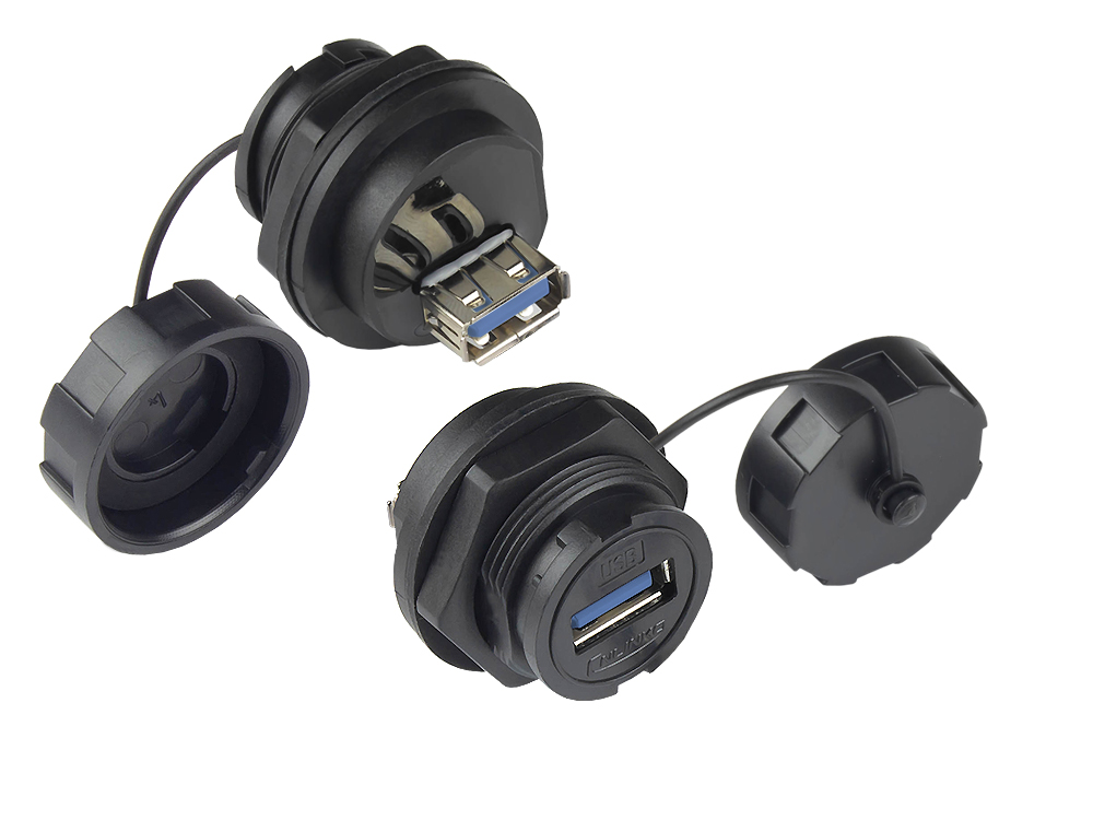 Industrie-Steckverbinder S4 - USB 3.0 Durchführungskupplung, Buchse A beidseitig, einseitig mit Deckel, Bajonett, IP67, schwarz, Good Connections®