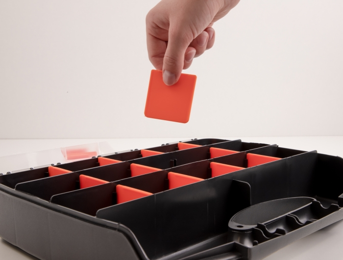 Sortimentsbox mit 17 Fächern 320 x 255 x 60 mm orange / schwarz, Delock® [18418]