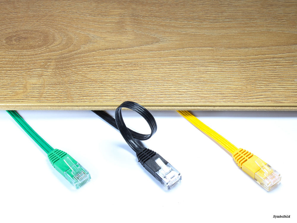 Patchkabel, Cat. 5e, U/UTP, FLACHKABEL, weiß, 0,5m, Good Connections®