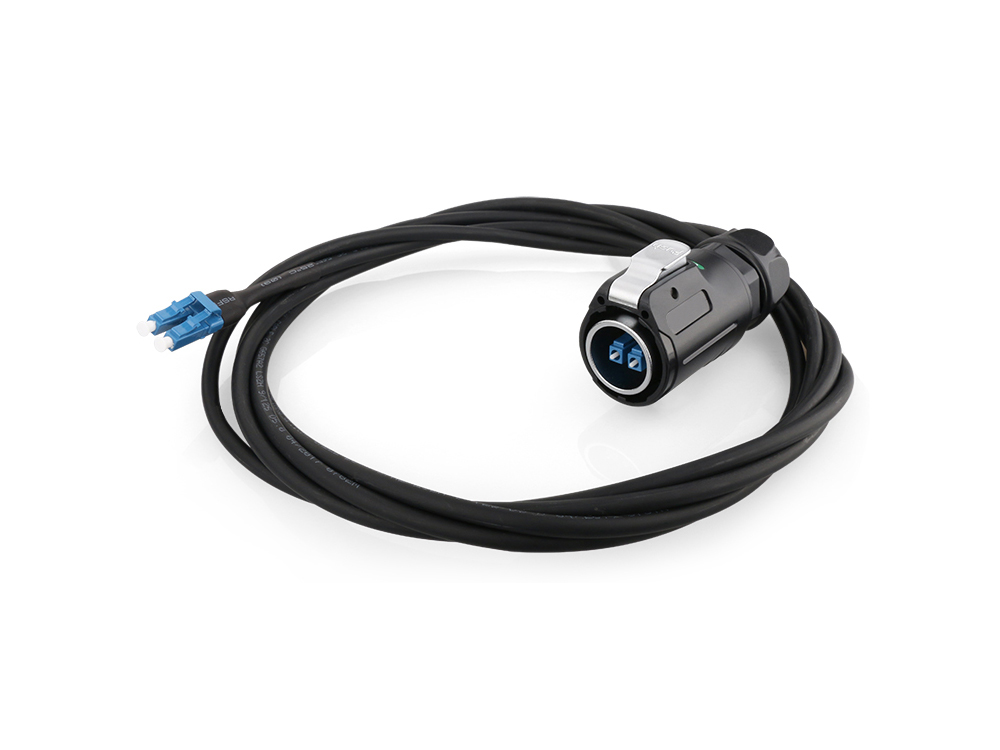 Industrie-Steckverbinder S1 - LWL Kabel, Stecker LC mit Klick-Arretierung an Stecker LC, 1 Gpbs, M24, IP65/67, 3m, Good Connections®