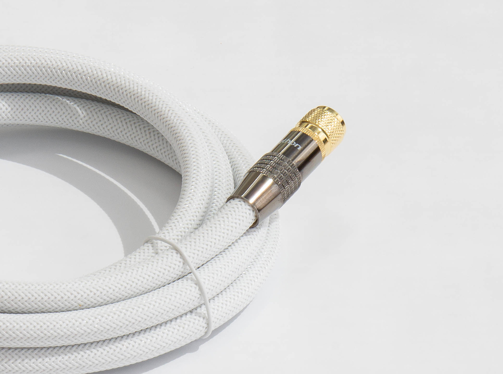 SAT Antennenkabel, F-Stecker an F-Stecker, vergoldet, vierfach geschirmt, 120 dB, 75 Ohm, Nylongeflecht, weiß, 2m, PYTHON® Series